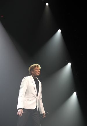 Barry Manilow @ BroadwayWorld Barry Manilow Photo