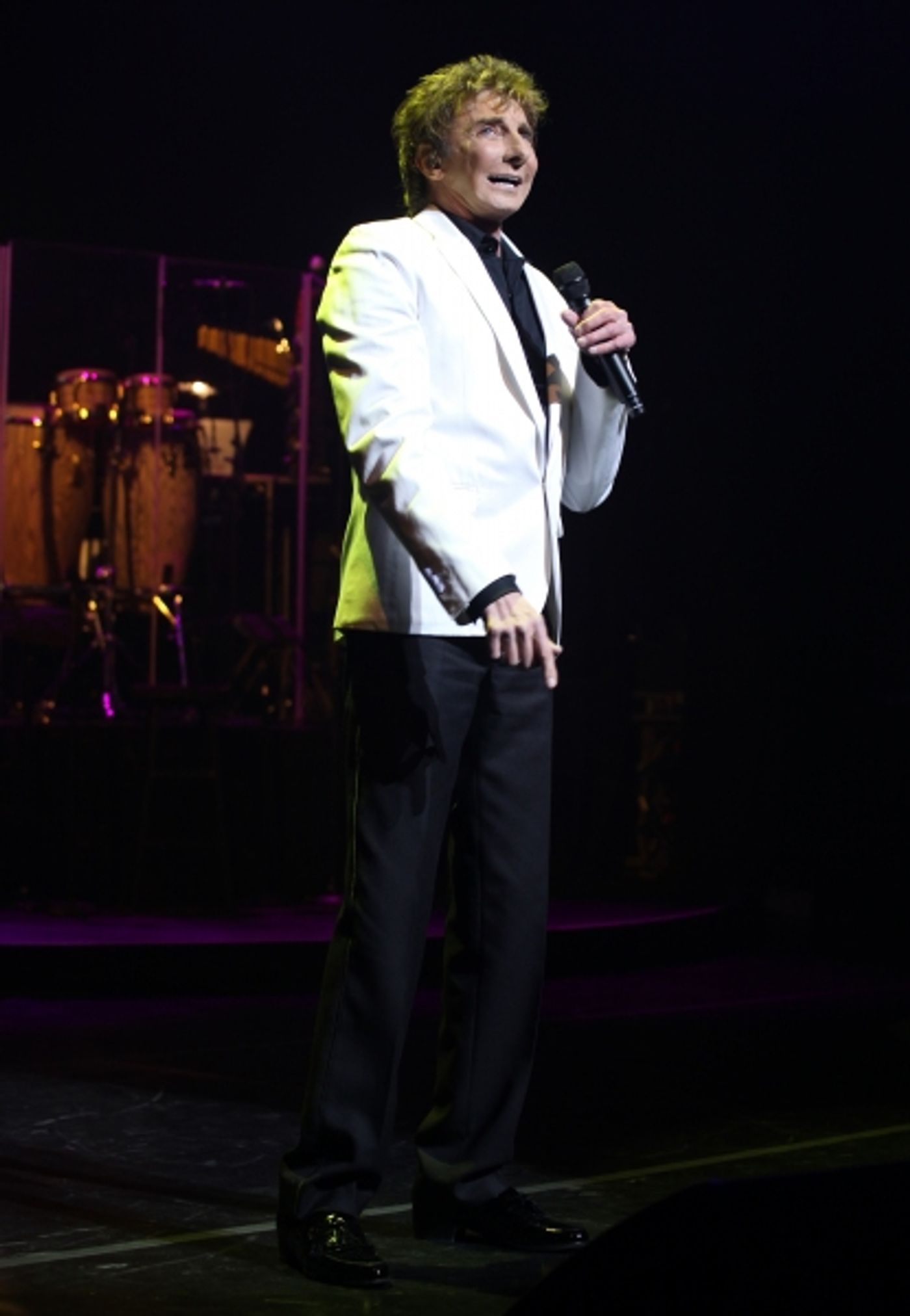 Photo Coverage: MANILOW ON BROADWAY's Opening Night Curtain Call and Encore!  Image