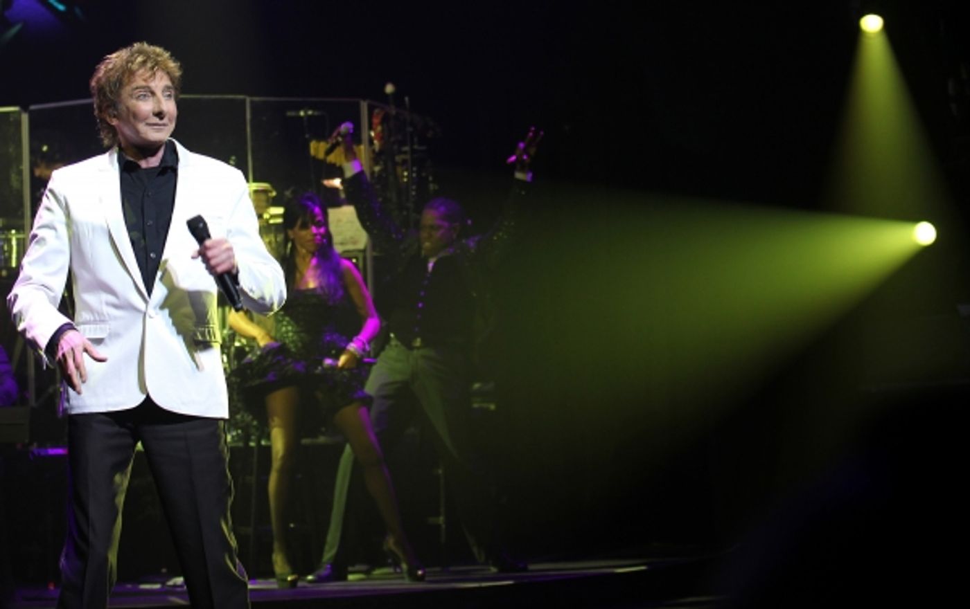 Photo Coverage: MANILOW ON BROADWAY's Opening Night Curtain Call and Encore! Photo Coverage: MANILOW ON BROADWAY's Opening Night Curtain Call and Encore! Image