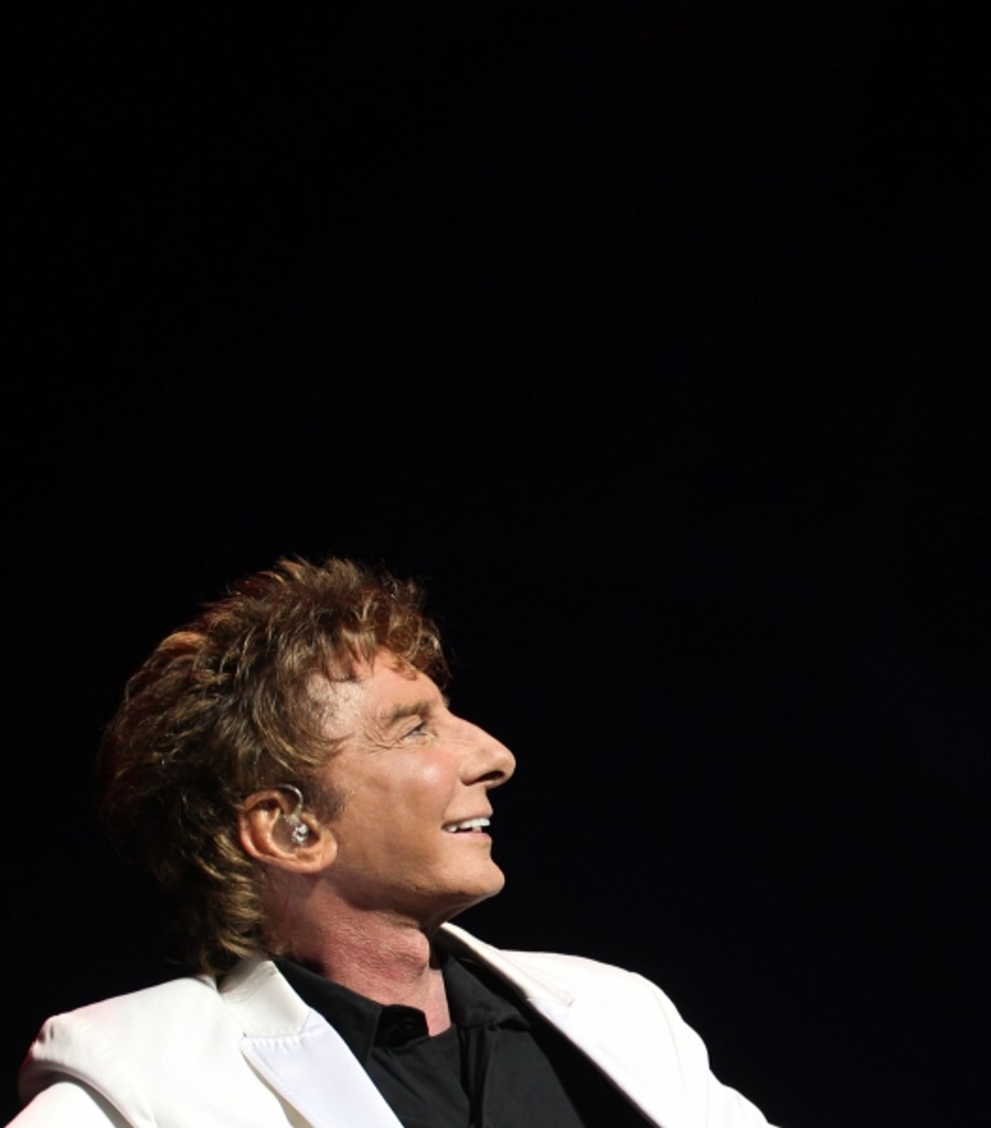 Photo Coverage: MANILOW ON BROADWAY's Opening Night Curtain Call and Encore!  Image