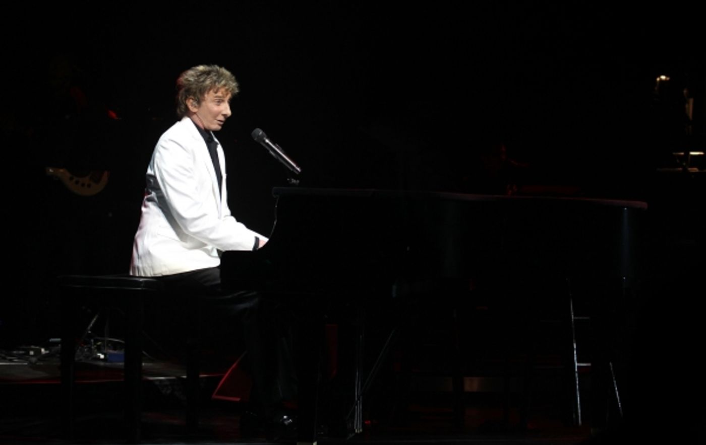 Photo Coverage: MANILOW ON BROADWAY's Opening Night Curtain Call and Encore!  Image