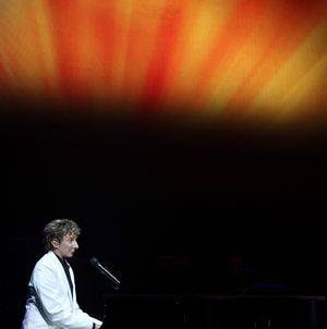 Barry Manilow @ BroadwayWorld Barry Manilow Photo
