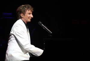 Barry Manilow @ BroadwayWorld Barry Manilow Photo