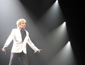 Barry Manilow @ BroadwayWorld Barry Manilow Photo