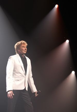 Barry Manilow @ BroadwayWorld Barry Manilow Photo