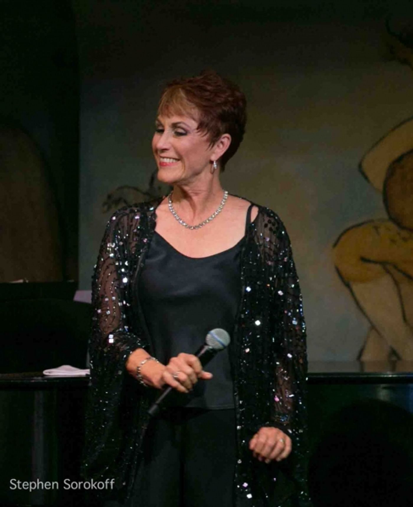 Photo Coverage: Amanda McBroom Brings A VALENTINE ROSE to Cafe Carlyle Image
