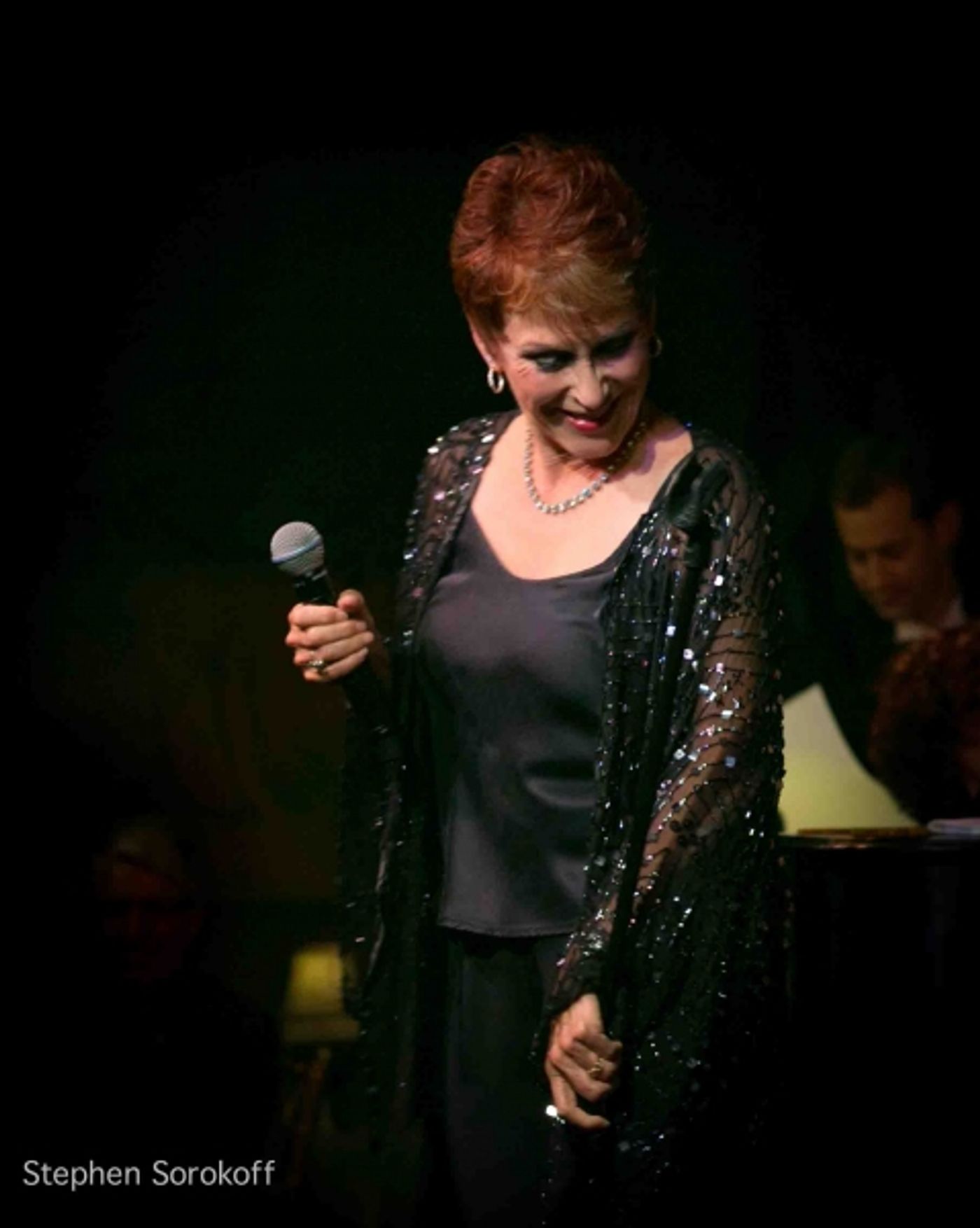 Photo Coverage: Amanda McBroom Brings A VALENTINE ROSE to Cafe Carlyle Image