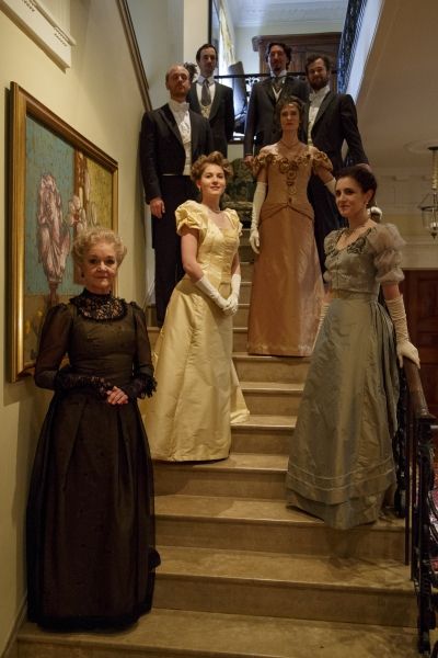 A portrait of the ensemble: (Women L-R): Victoria Bertram, Christianne Ullmark, Claud Photo