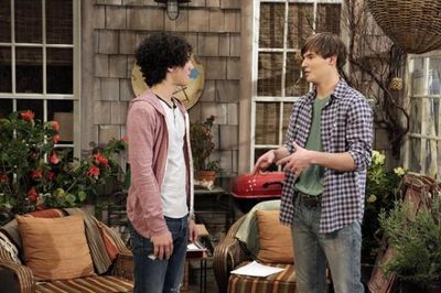 HUDSON THAMES, JUSTIN PRENTICE Photo