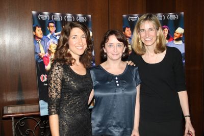 Trish Dalton, Rachel Dratch and Elisabeth Sperling
 Photo