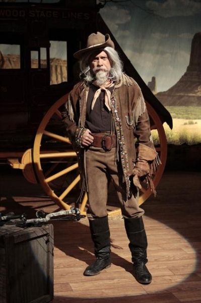 Photo Flash: LAST MAN STANDING's 'Buffalo Bill Day' — photo 2 of 10