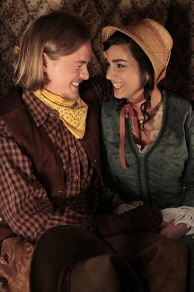 Photo Flash: LAST MAN STANDING's 'Buffalo Bill Day' — photo 5 of 10