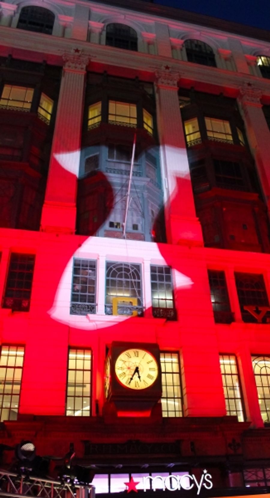 Photo Coverage: Judy Kaye, Valisia LeKae and More Celebrate National Wear Red Day at Macy's! Image