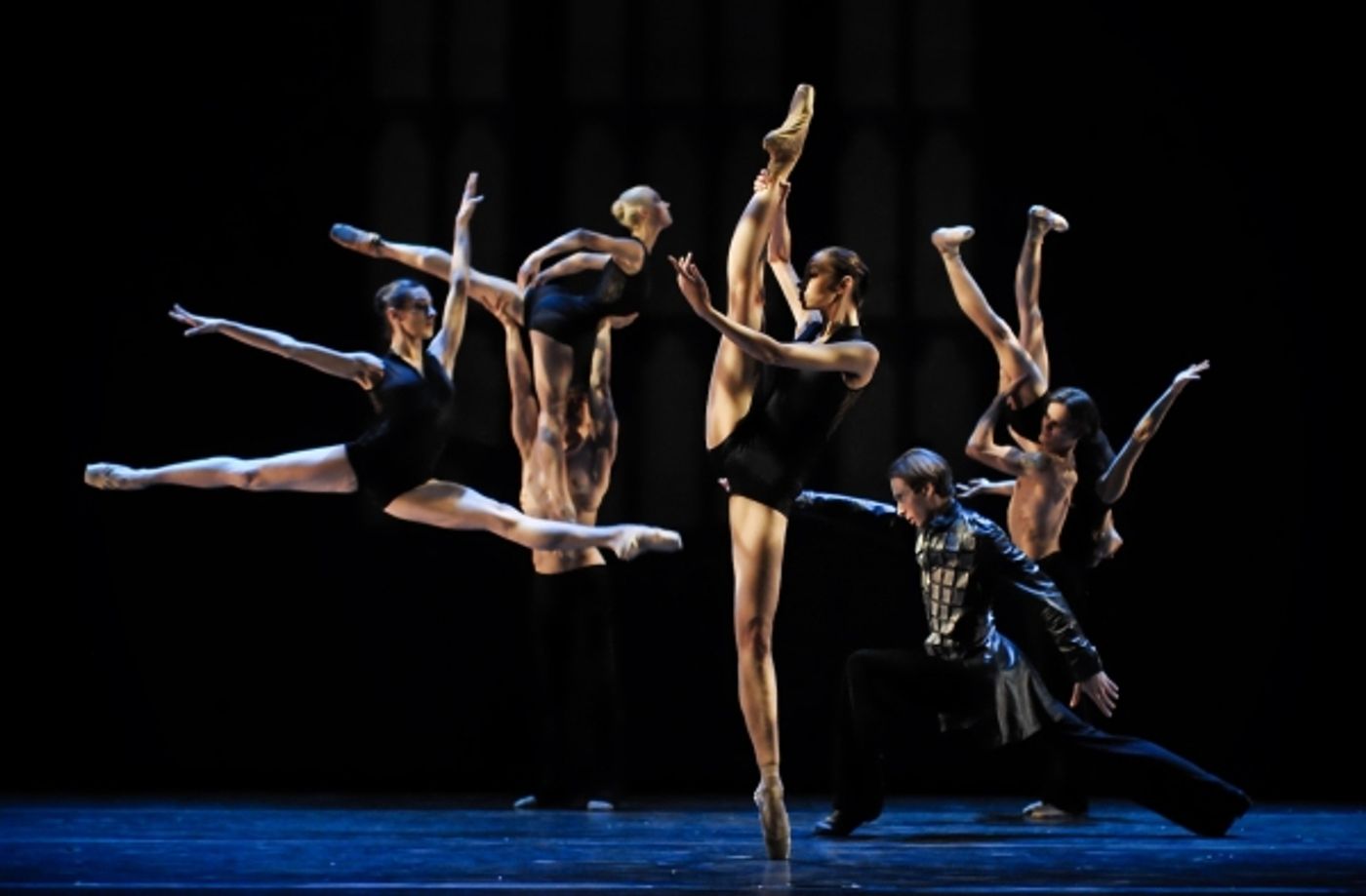Photo Flash: First Look at Ballet-Theatre Atlantique du Canada's AMADEUS, Coming to BCBC, April 2013  Image
