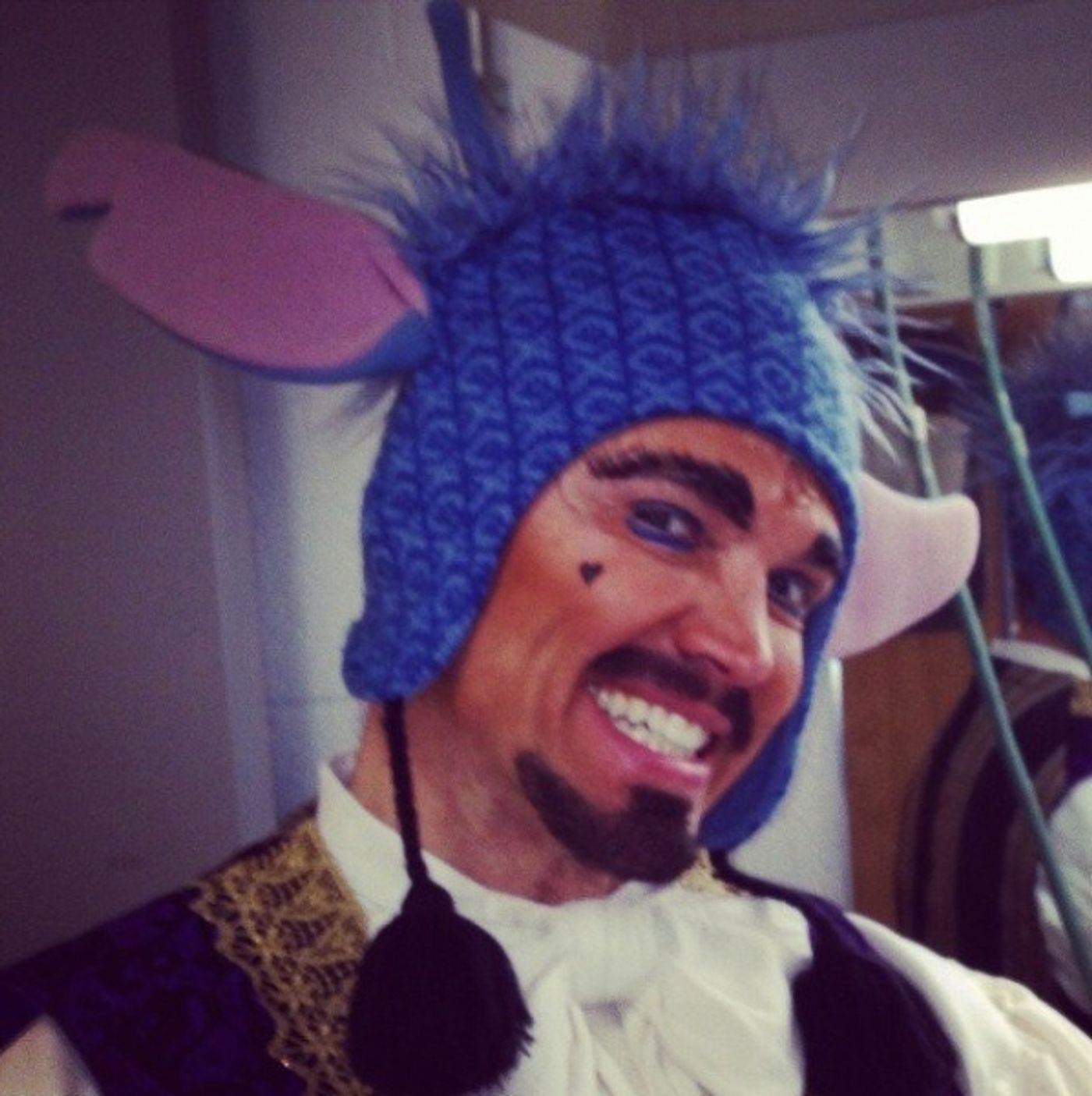 Photo Flash: Saturday Intermission Pics, Feb 2 - NEWSIES' Take on HBO's GIRLS, Max von Essen in GAY BRIDE OF FRANKENSTEIN and More!  Image