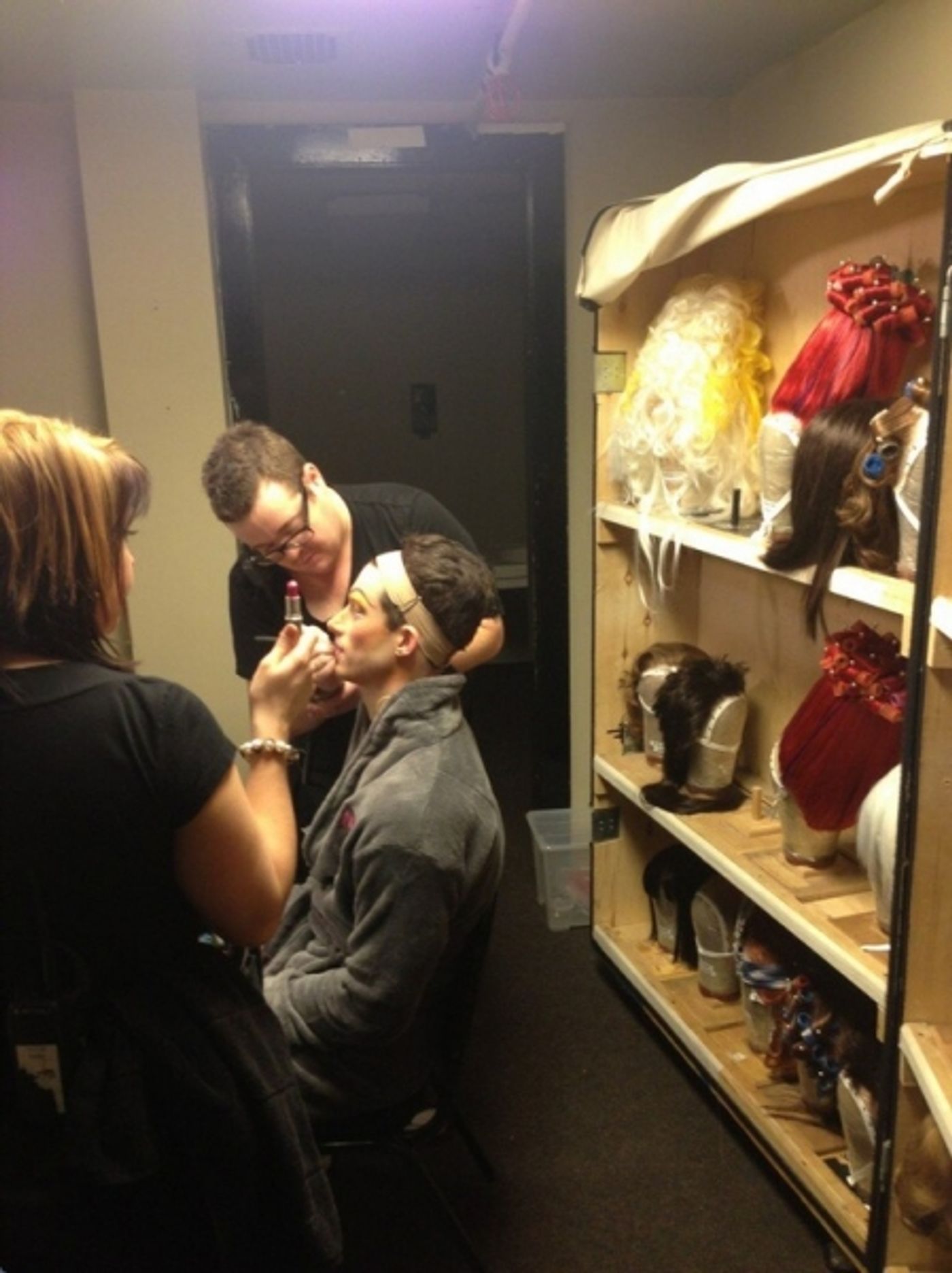 Photo Flash: Saturday Intermission Pics, Feb 2 - NEWSIES' Take on HBO's GIRLS, Max von Essen in GAY BRIDE OF FRANKENSTEIN and More!  Image