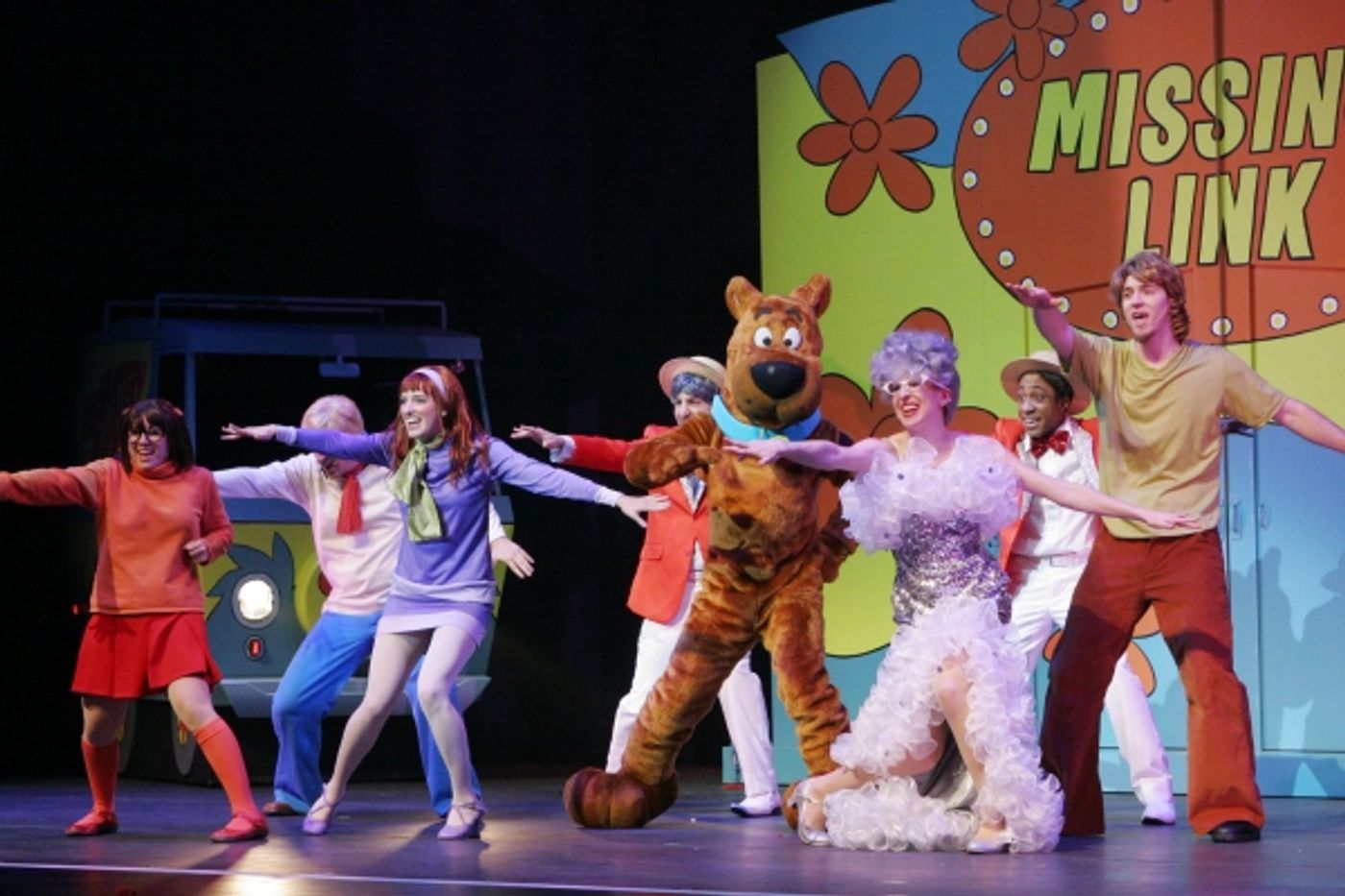 Photo Flash: First Look at SCOOBY-DOO LIVE! MUSICAL MYSTERIES, Coming to Warner Theatre, 2/16  Image