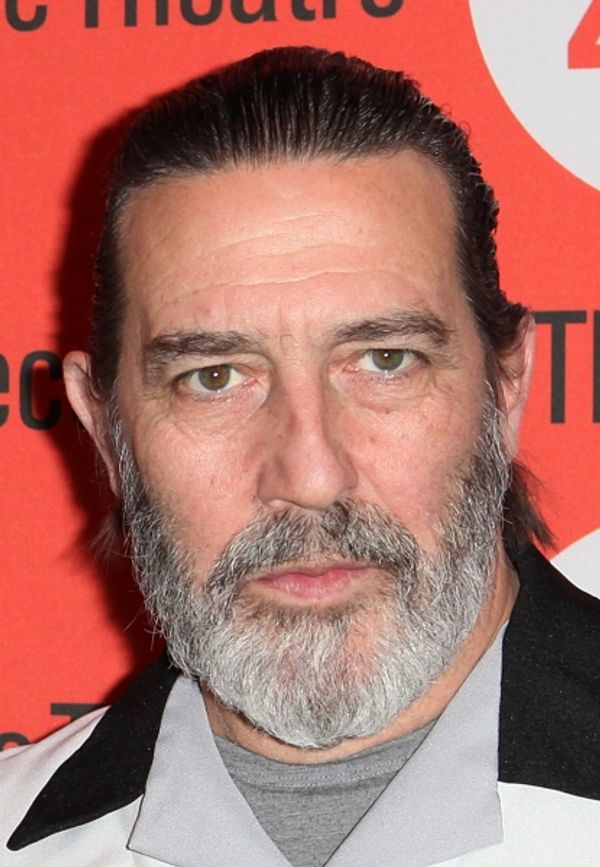 Ciarin Hinds Photo