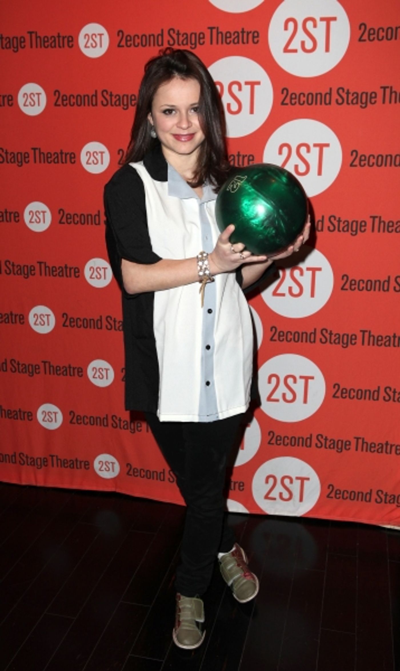 Photo Coverage: Bill Pullman, Rebecca Naomi Jones & More at Second Stage's  Bowling Classic- Part Two  Image