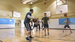 Donnie Wahlberg, Will Estes Photo