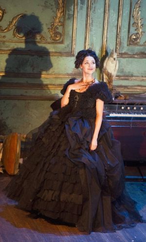 Grace Rowe (Estella) Photo