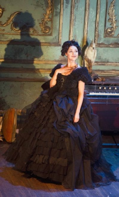 Grace Rowe (Estella) Photo