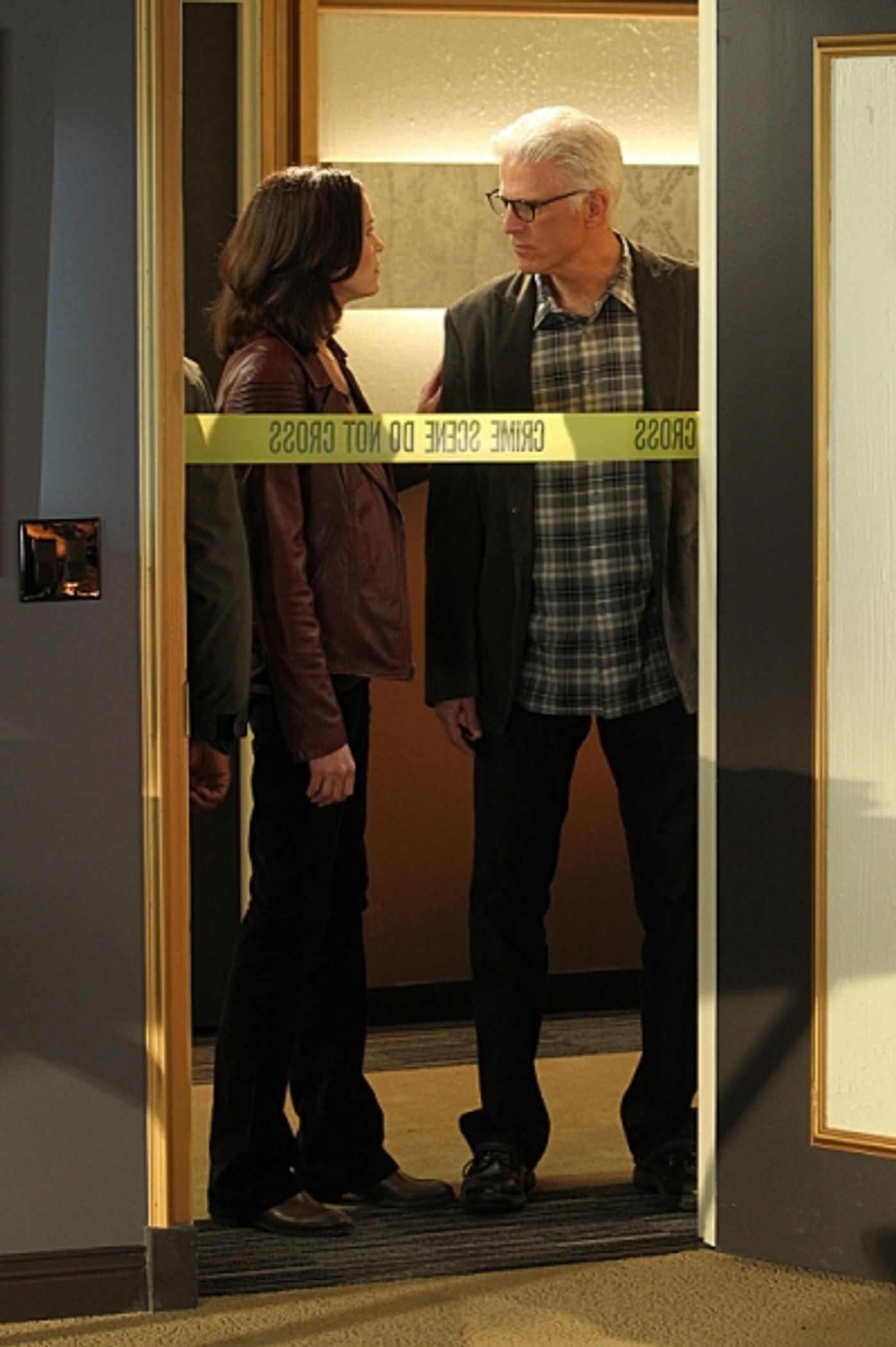 Photo Flash: CSI's 'Forget Me Not'  Image