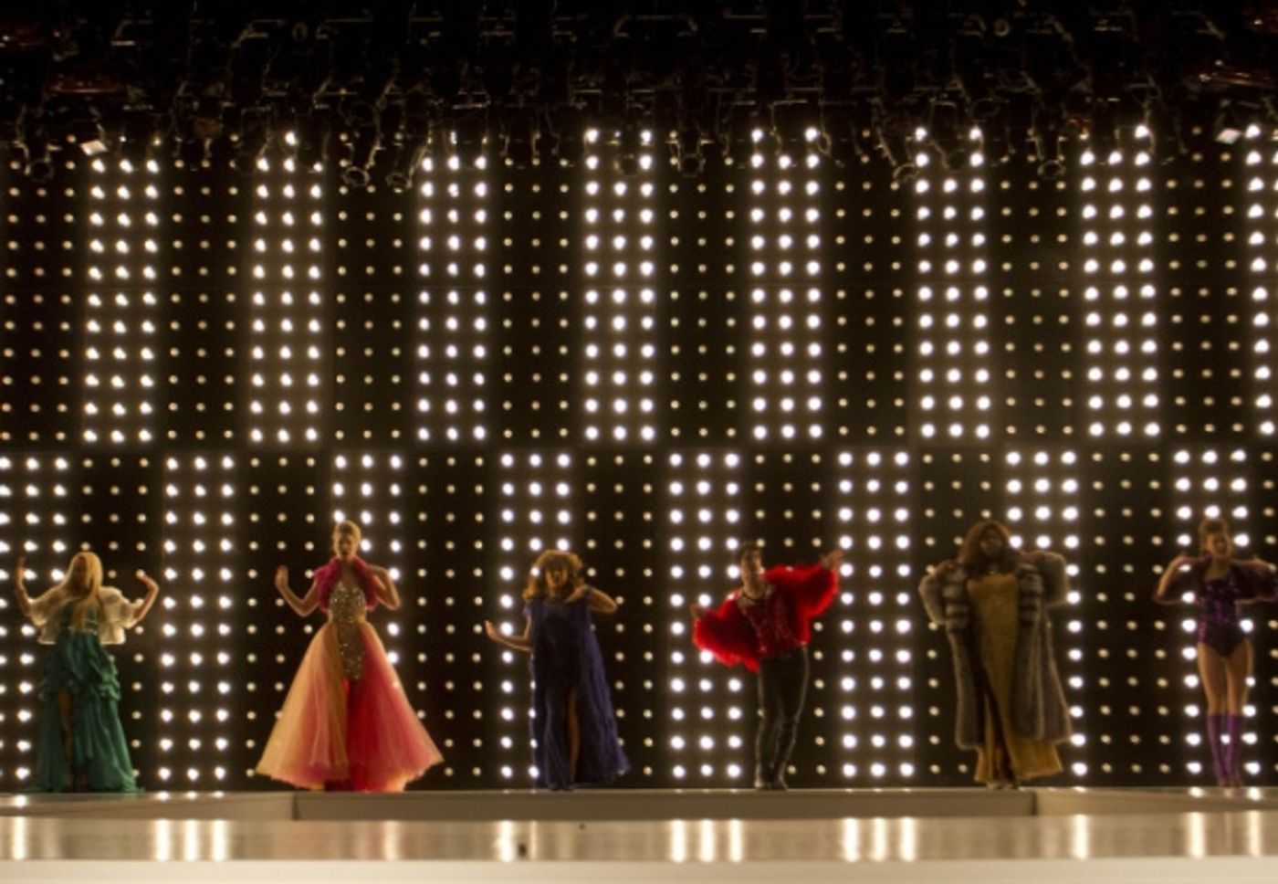 Photos and Audio: Tonight on GLEE- LES MISERABLES, Queen and More!  Image