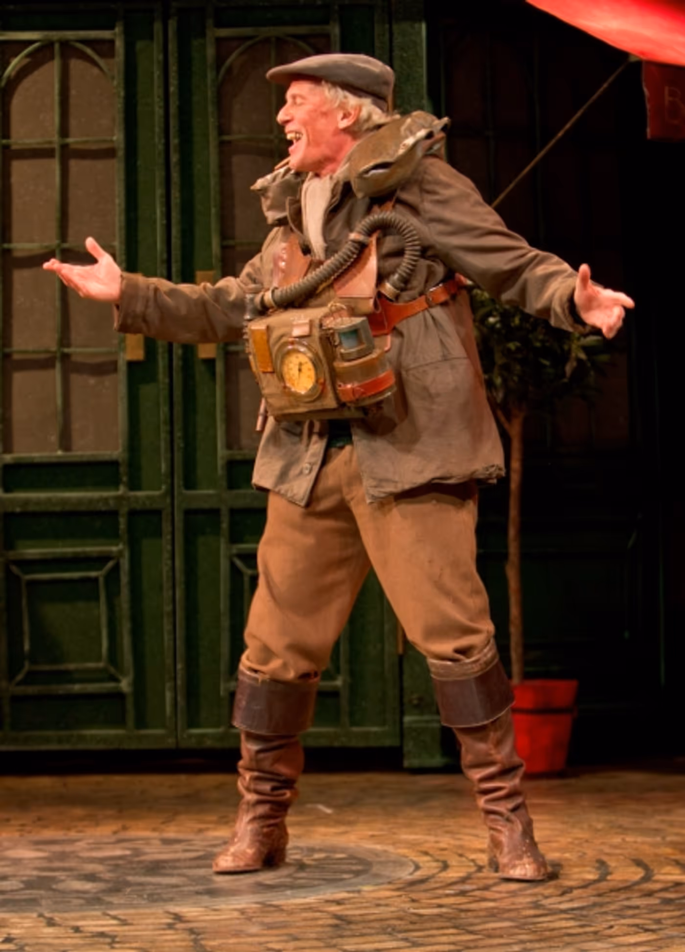 Photo Flash: First Look at Betty Buckley, Paul Nicholas and More in West End's DEAR WORLD! Image