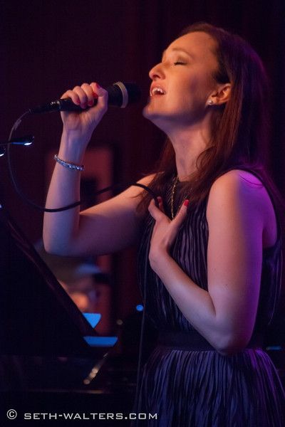 Melissa van der Schyff Photo