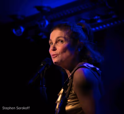 Tovah Feldshuh Photo
