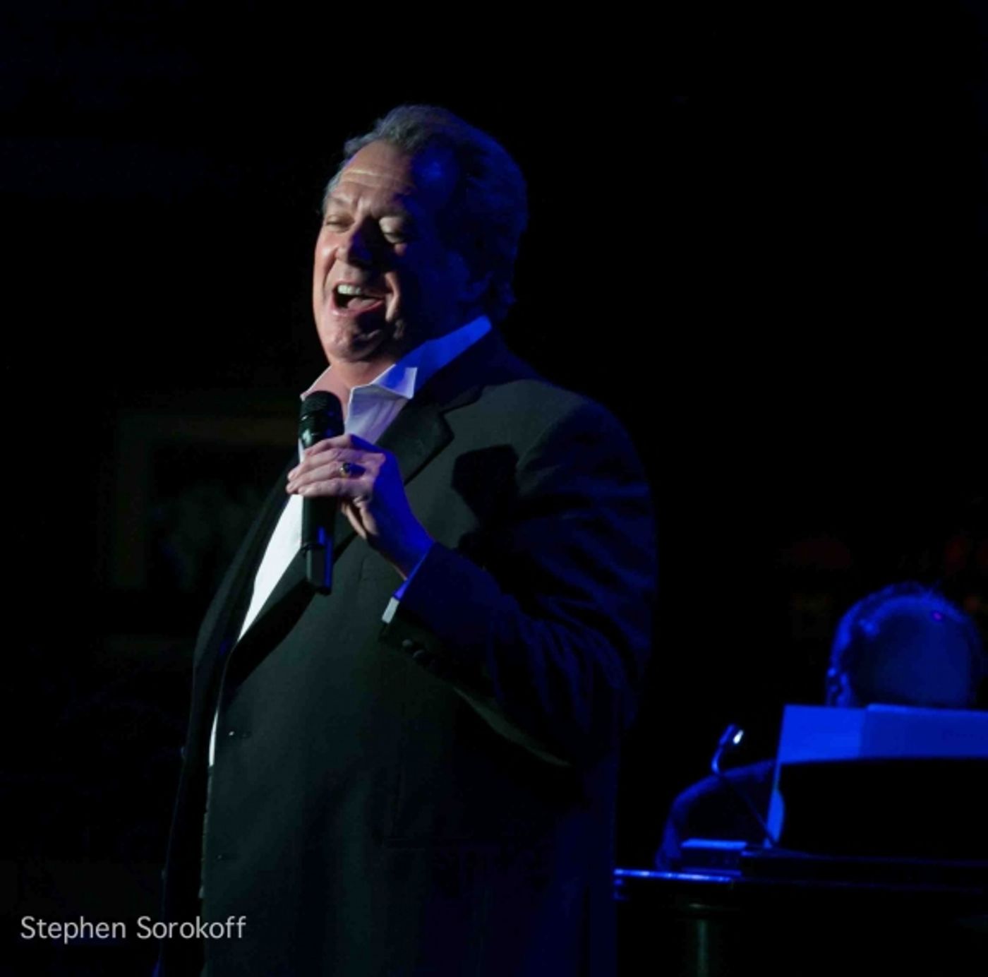 Photo Coverage: Eric Michael Gillett Plays 54 Below!  Image