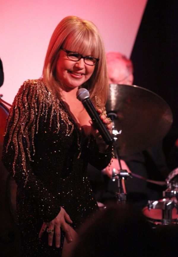 Pia Zadora jokes with eyeglasses from the audience Photo
