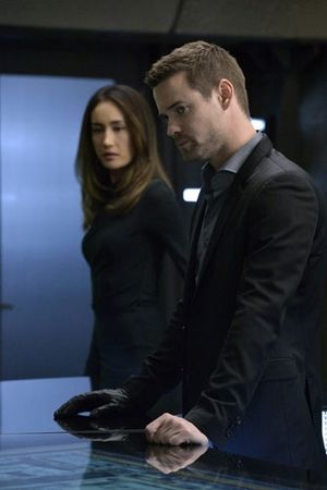 Maggie Q, Shane West @ BroadwayWorld Maggie Q, Shane West Photo