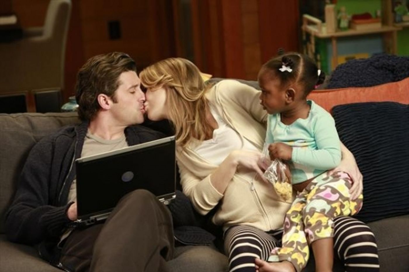 Photo Flash: GREY'S ANATOMY's 'This is Why We Fight'  Image