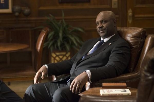 ROBERT RAY WISDOM Photo