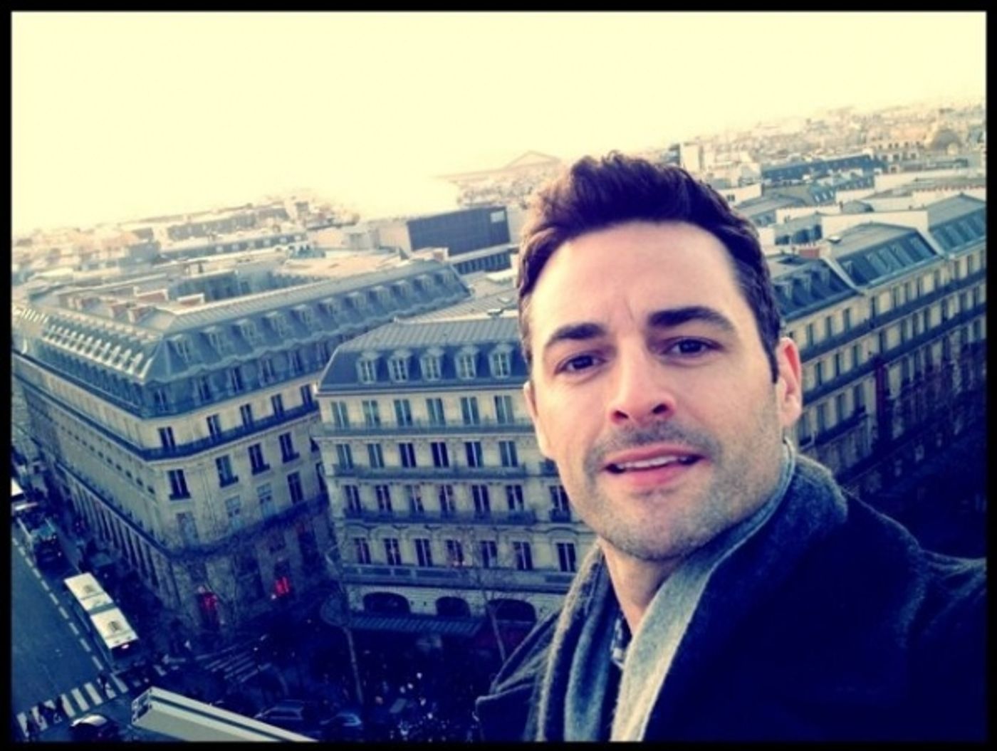 Photo Flash: Saturday Intermission Pics, Feb 9 - Broadway Snowman, ANNIE's Entourage, HAIR Does MOTOWN and More! Photo Flash: Saturday Intermission Pics, Feb 9 - Broadway Snowman, ANNIE's Entourage, HAIR Does MOTOWN and More! Image