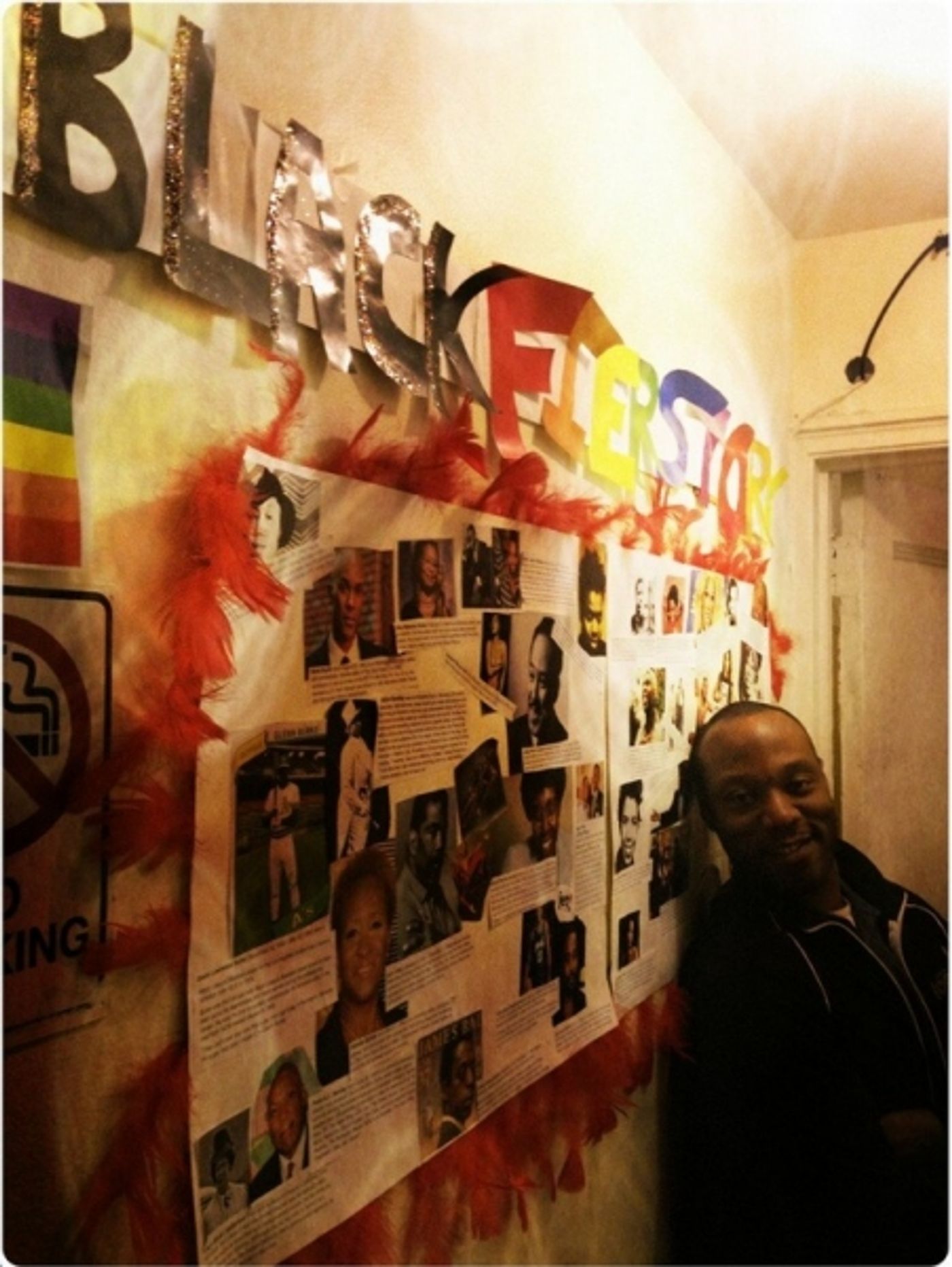 Photo Flash: Saturday Intermission Pics, Feb 9 - Broadway Snowman, ANNIE's Entourage, HAIR Does MOTOWN and More! Photo Flash: Saturday Intermission Pics, Feb 9 - Broadway Snowman, ANNIE's Entourage, HAIR Does MOTOWN and More! Image