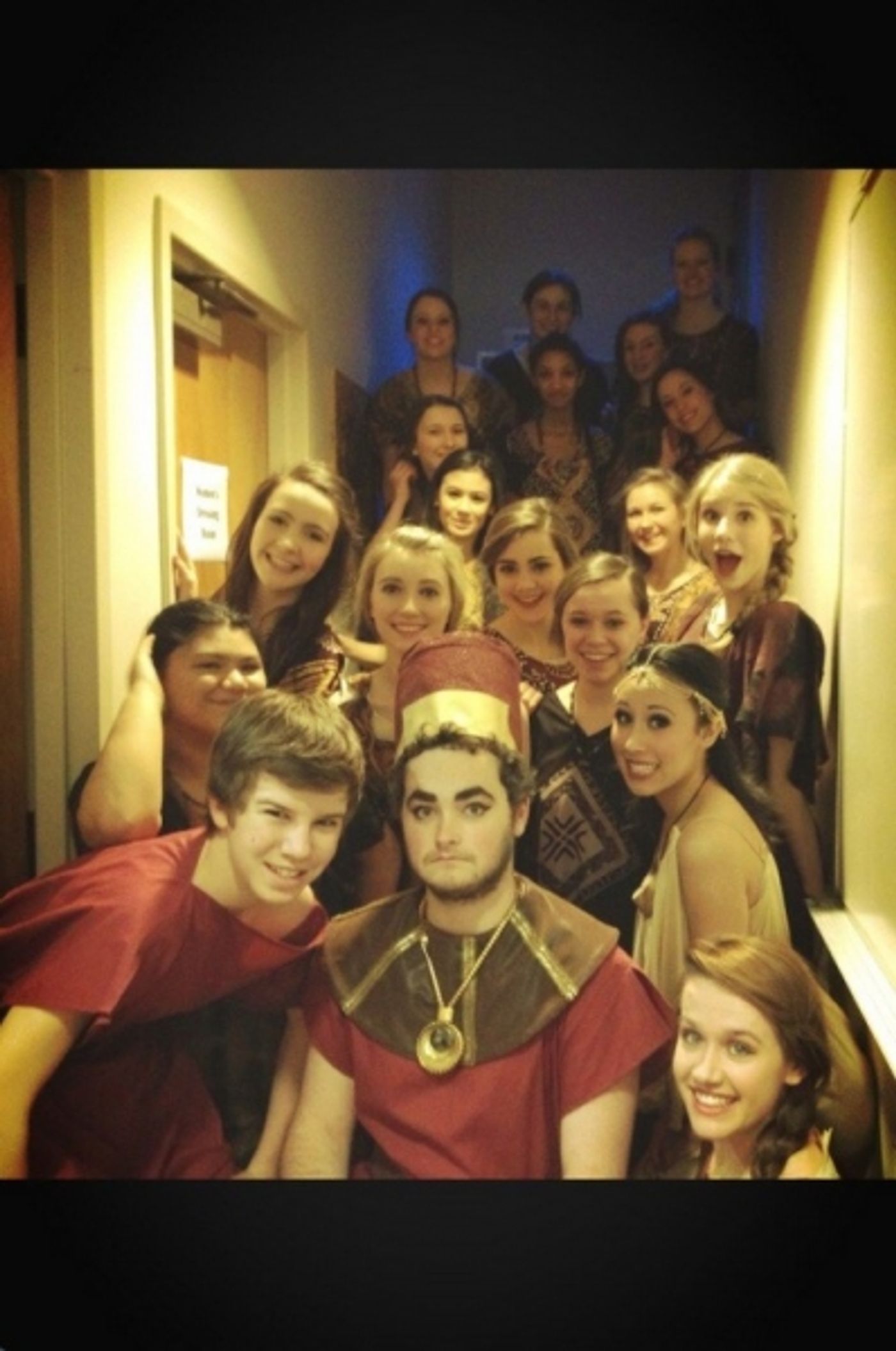 Photo Flash: Saturday Intermission Pics, Feb 9 - Broadway Snowman, ANNIE's Entourage, HAIR Does MOTOWN and More! Photo Flash: Saturday Intermission Pics, Feb 9 - Broadway Snowman, ANNIE's Entourage, HAIR Does MOTOWN and More! Image