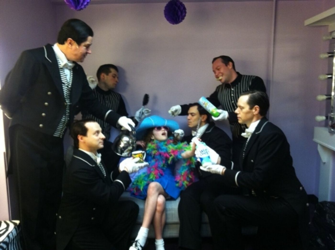 Photo Flash: Saturday Intermission Pics, Feb 9 - Broadway Snowman, ANNIE's Entourage, HAIR Does MOTOWN and More! Photo Flash: Saturday Intermission Pics, Feb 9 - Broadway Snowman, ANNIE's Entourage, HAIR Does MOTOWN and More! Image