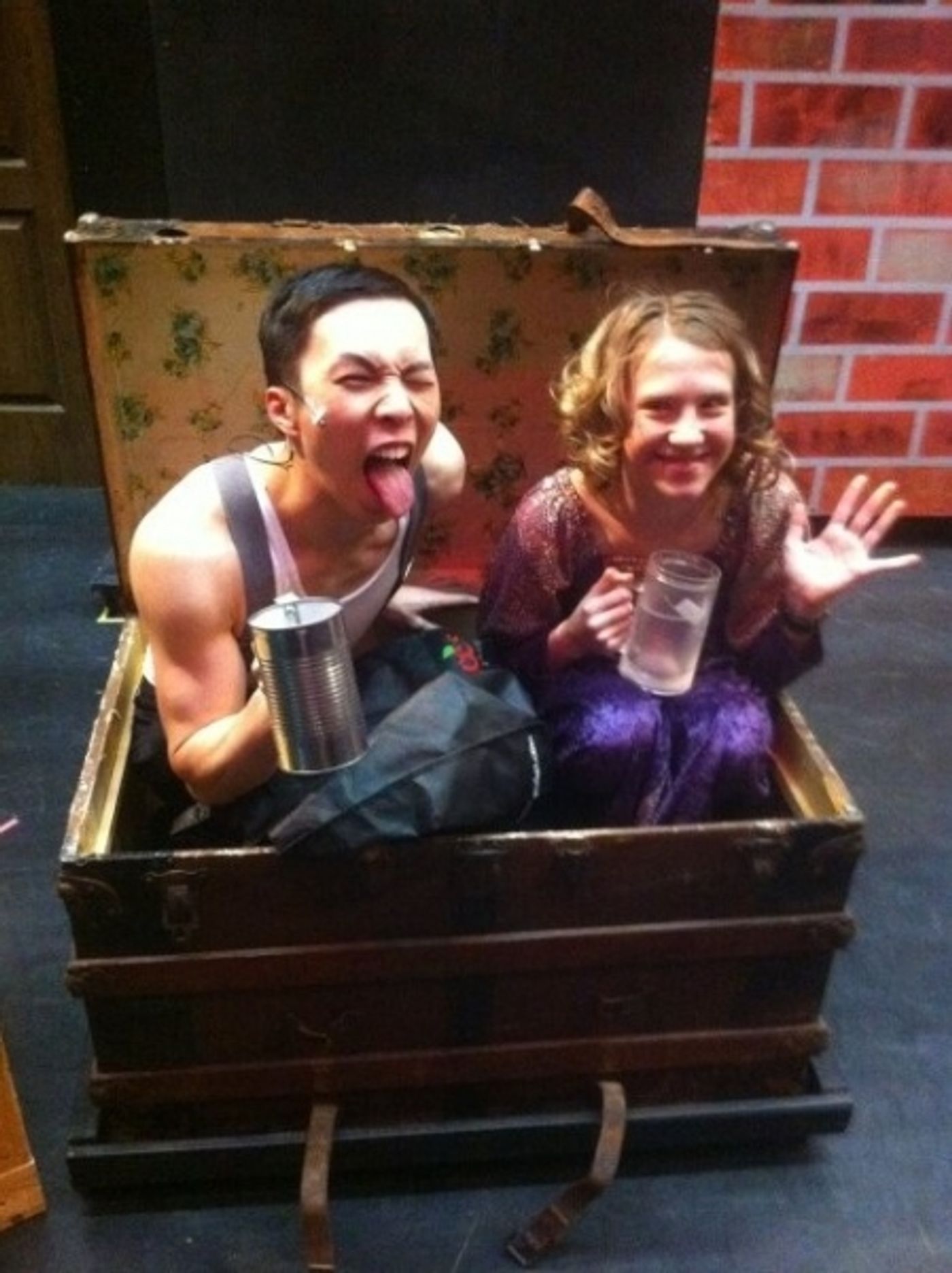 Photo Flash: Saturday Intermission Pics, Feb 9 - Broadway Snowman, ANNIE's Entourage, HAIR Does MOTOWN and More! Photo Flash: Saturday Intermission Pics, Feb 9 - Broadway Snowman, ANNIE's Entourage, HAIR Does MOTOWN and More! Image