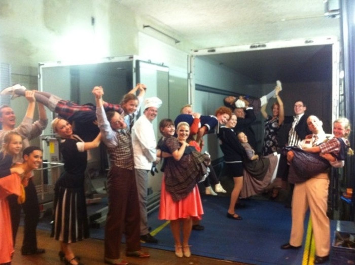 Photo Flash: Saturday Intermission Pics, Feb 9 - Broadway Snowman, ANNIE's Entourage, HAIR Does MOTOWN and More! Photo Flash: Saturday Intermission Pics, Feb 9 - Broadway Snowman, ANNIE's Entourage, HAIR Does MOTOWN and More! Image