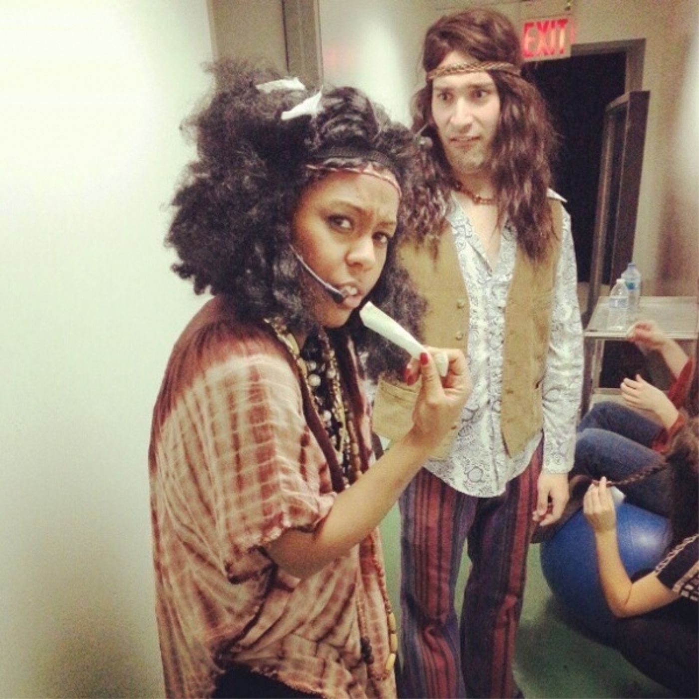 Photo Flash: Saturday Intermission Pics, Feb 9 - Broadway Snowman, ANNIE's Entourage, HAIR Does MOTOWN and More! Photo Flash: Saturday Intermission Pics, Feb 9 - Broadway Snowman, ANNIE's Entourage, HAIR Does MOTOWN and More! Image