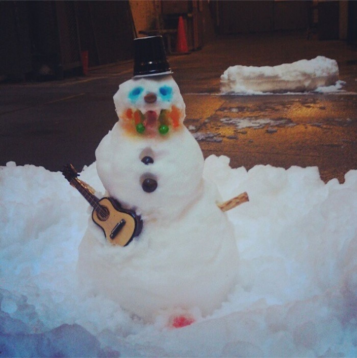 Photo Flash: Saturday Intermission Pics, Feb 9 - Broadway Snowman, ANNIE's Entourage, HAIR Does MOTOWN and More! Photo Flash: Saturday Intermission Pics, Feb 9 - Broadway Snowman, ANNIE's Entourage, HAIR Does MOTOWN and More! Image