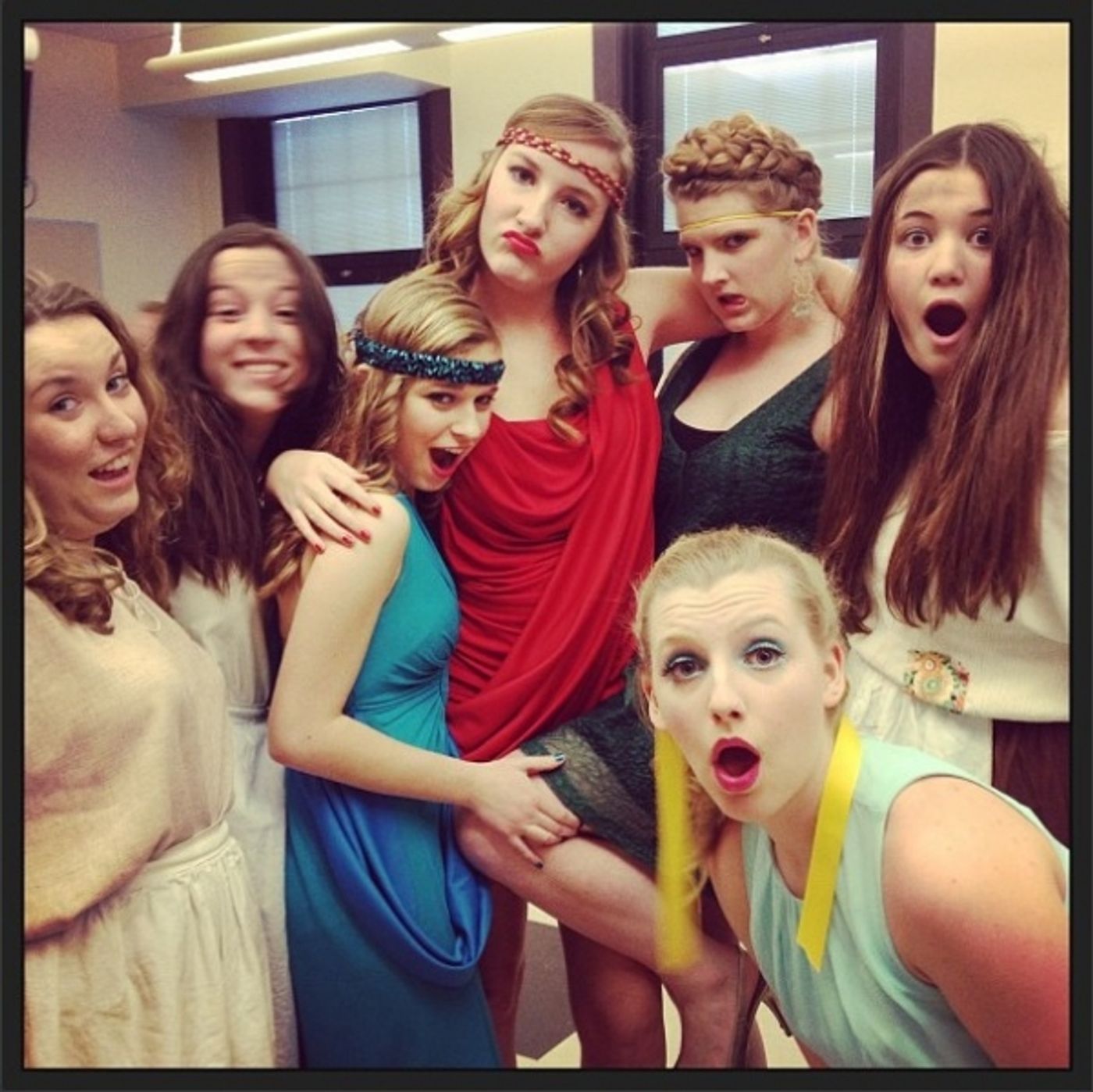 Photo Flash: Saturday Intermission Pics, Feb 9 - Broadway Snowman, ANNIE's Entourage, HAIR Does MOTOWN and More! Photo Flash: Saturday Intermission Pics, Feb 9 - Broadway Snowman, ANNIE's Entourage, HAIR Does MOTOWN and More! Image