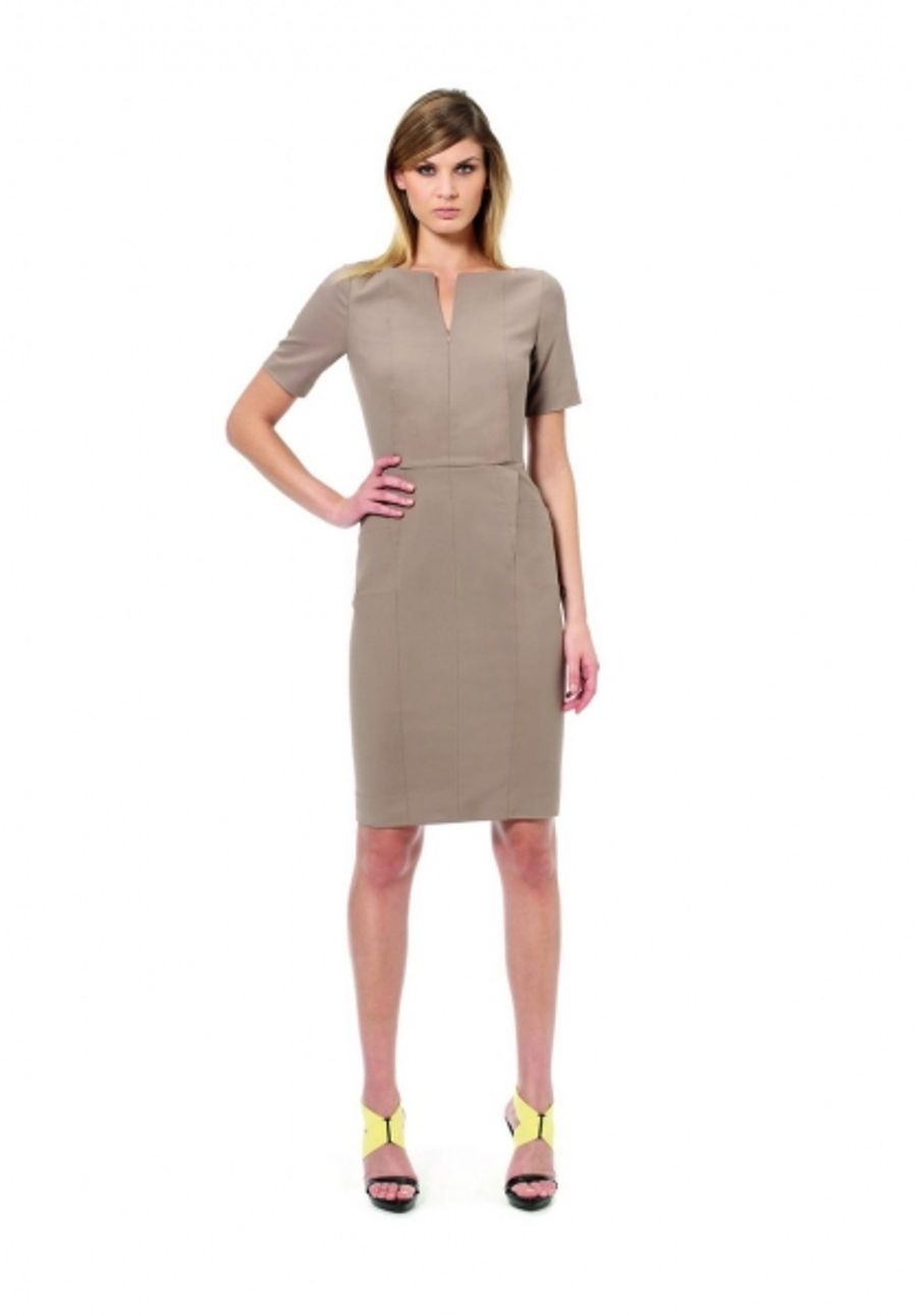 Photo Coverage: Amanda Wakeley S/S 2013 Collection Preview Image