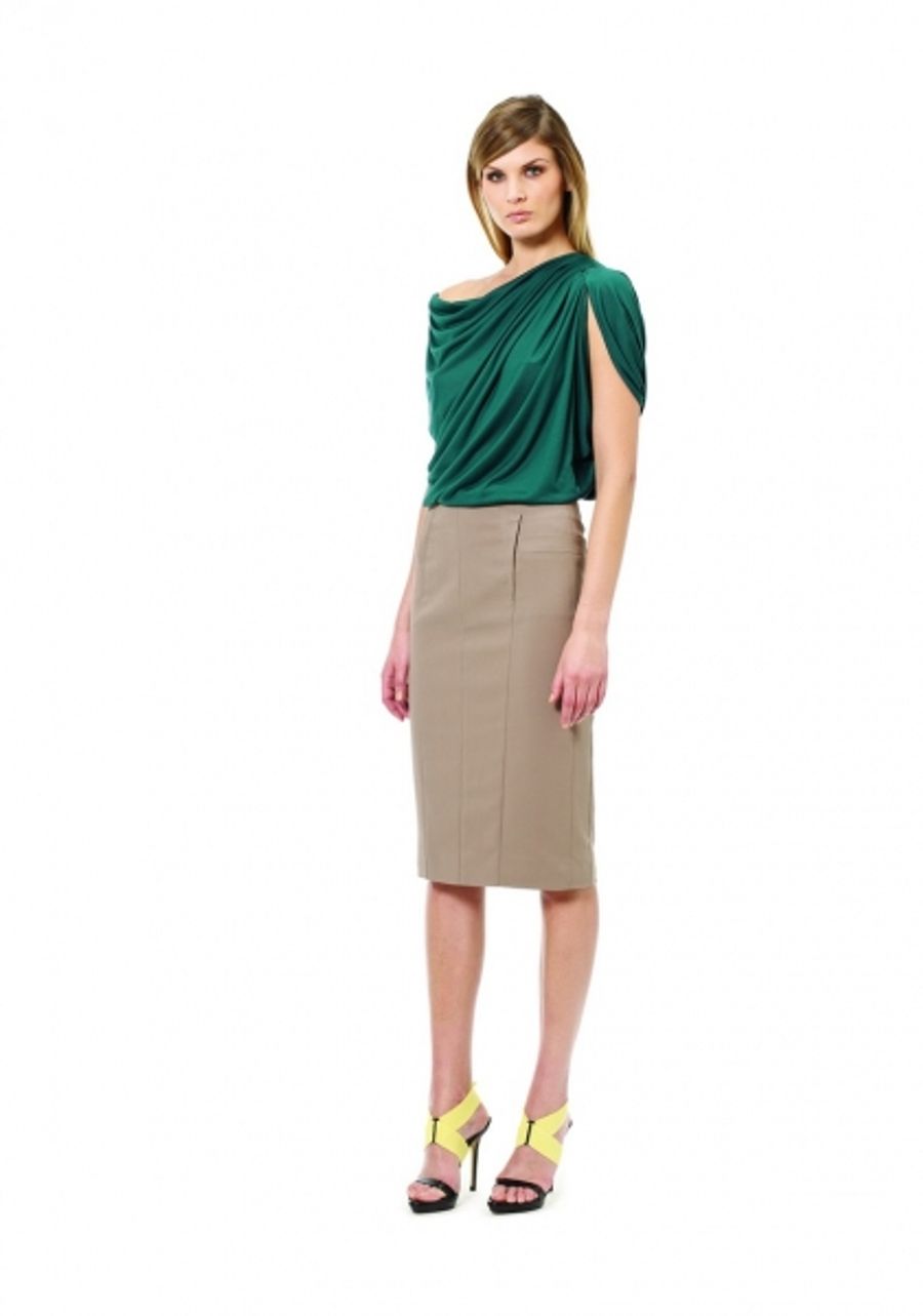 Photo Coverage: Amanda Wakeley S/S 2013 Collection Preview Image