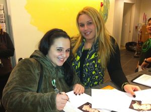 Nikki Blonsky with Great Neck Arts Center special education teacher Brooke Greiff Photo