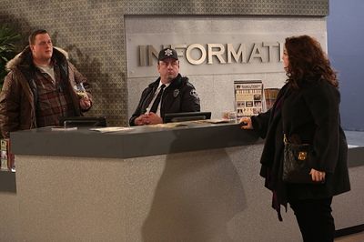 Melissa McCarthy, Billy Gardell Photo