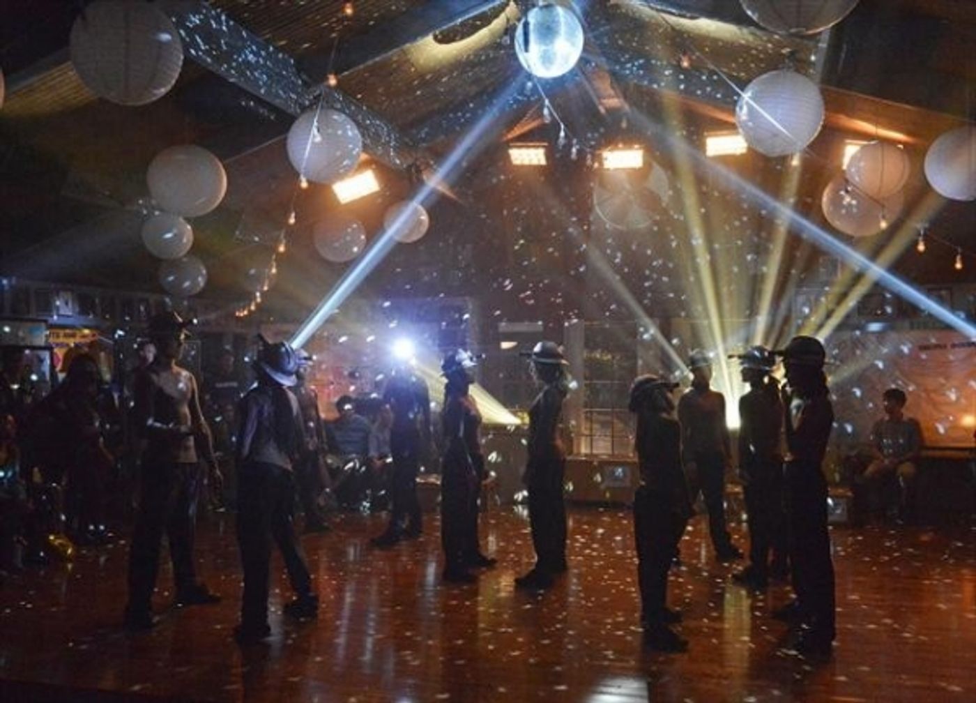 Photo Flash: BUNHEADS' 'It's Not a Mint'  Image